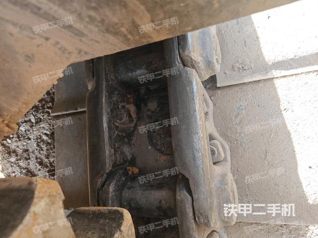 右側(cè)行走馬達(dá)蓋板(行走機(jī)構(gòu)) 右側(cè)行走馬達(dá)蓋板(行走機(jī)構(gòu))