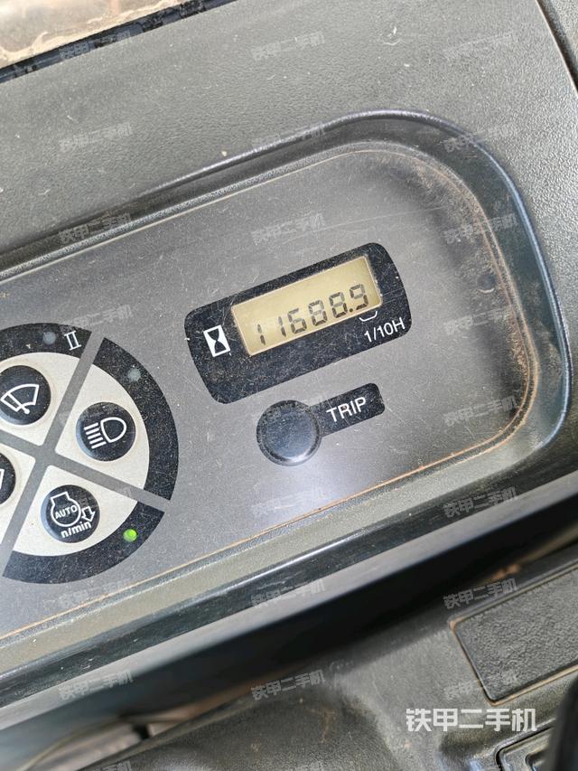 駕駛室左前45度（駕駛室部分）