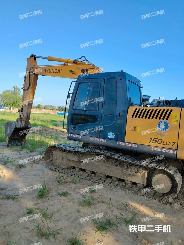 現(xiàn)代R150LC-7挖掘機(jī)