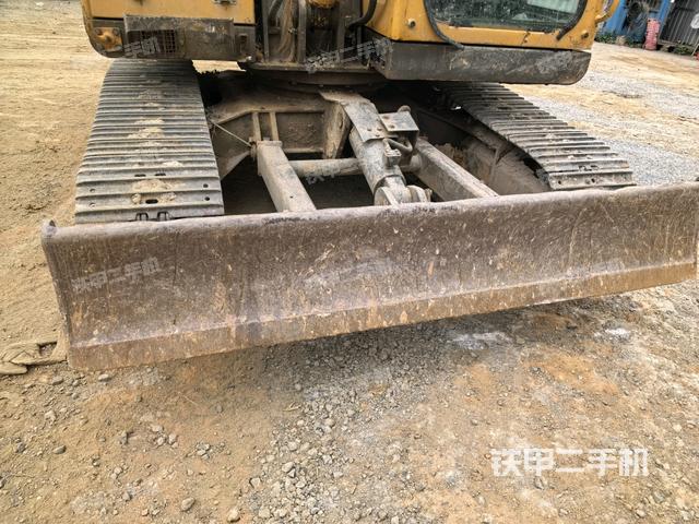 大臂整體?右側(cè)（工作和回轉(zhuǎn)裝置）