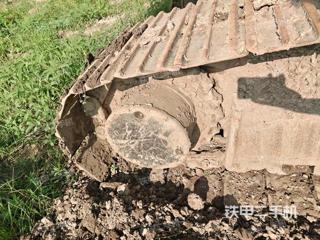 左侧履带整体 (行走机构) 左侧履带整体 (行走机构)