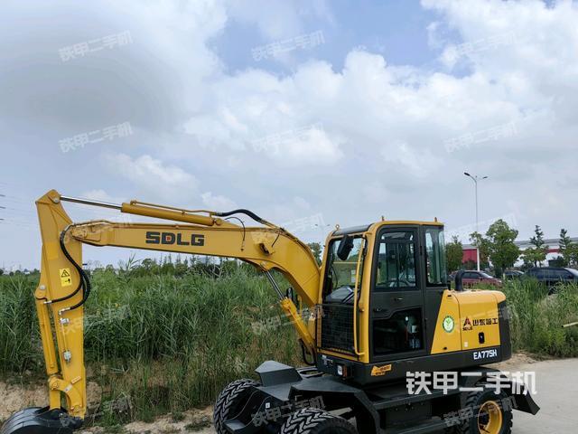 右后45(整機(jī)外觀) 右后45(整機(jī)外觀)