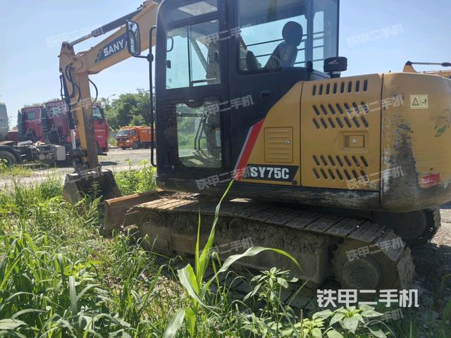 三一重工SY75C挖掘機(jī)