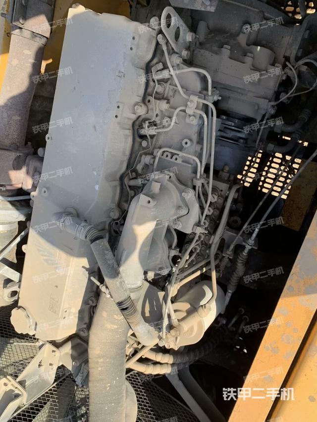 發(fā)動(dòng)機(jī)整體俯視(整機(jī)外觀) 發(fā)動(dòng)機(jī)整體俯視(整機(jī)外觀)