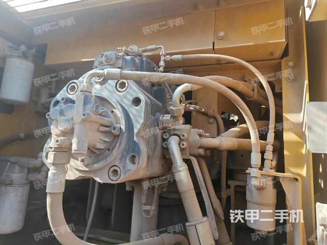 液壓泵室(大件艙室) 液壓泵室(大件艙室)