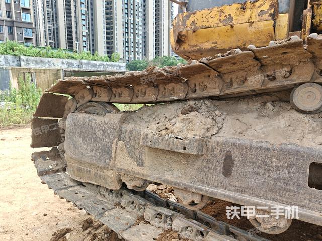 右導向輪（行走機構(gòu)）