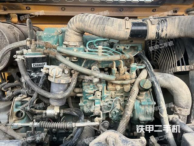 发动机整体俯视(整机外观) 发动机整体俯视(整机外观)