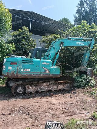 神钢SK140LC-8挖掘机实拍图片