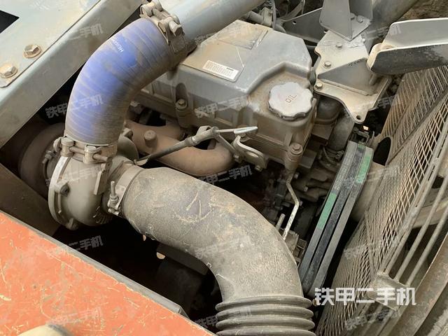 发动机整体俯视(整机外观) 发动机整体俯视(整机外观)