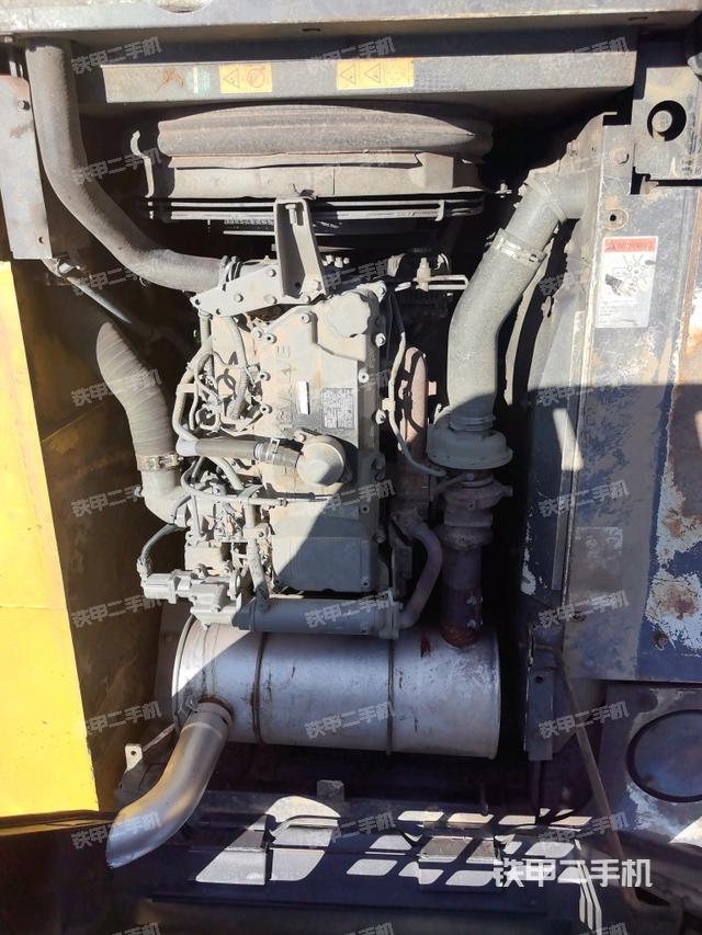 发动机整体俯视(整机外观) 发动机整体俯视(整机外观)