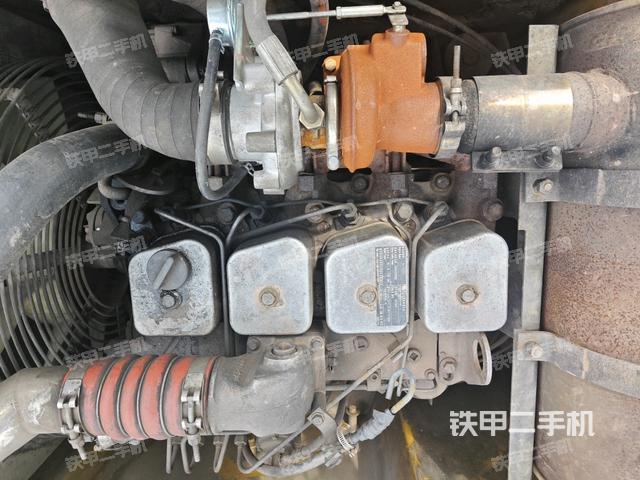 增压器特写(上车部件) 增压器特写(上车部件)