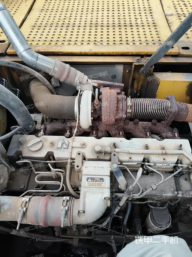 发动机整体俯视（整机外观）