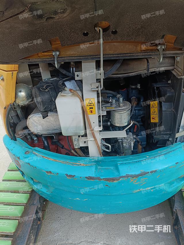 发动机整体俯视（整机外观）