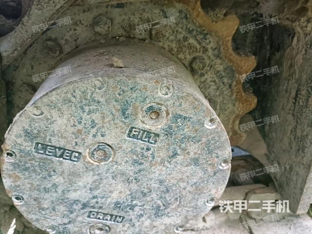 右驅(qū)動(dòng)輪(行走機(jī)構(gòu)) 右驅(qū)動(dòng)輪(行走機(jī)構(gòu))