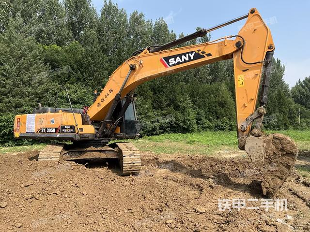 整机右后45°(整机外观) 整机右后45°(整机外观)