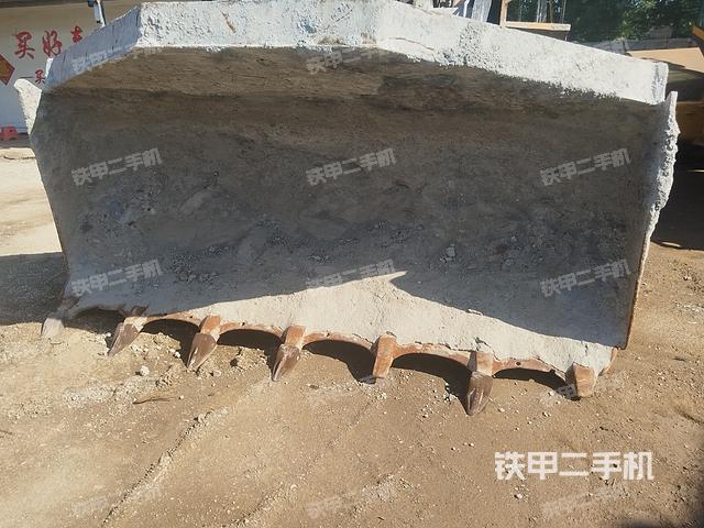 工作装置整体（整机外观及大件）