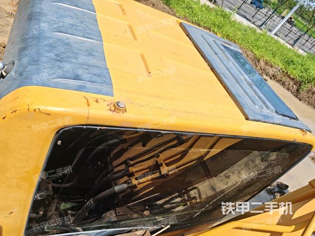 駕駛室頂部俯視(上車部件) 駕駛室頂部俯視(上車部件)