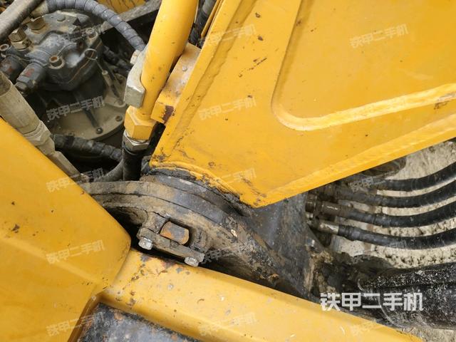 大臂根部 斜视（工作和回转装置）