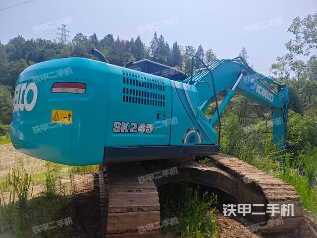 整機(jī)右后45°(整機(jī)外觀) 整機(jī)右后45°(整機(jī)外觀)