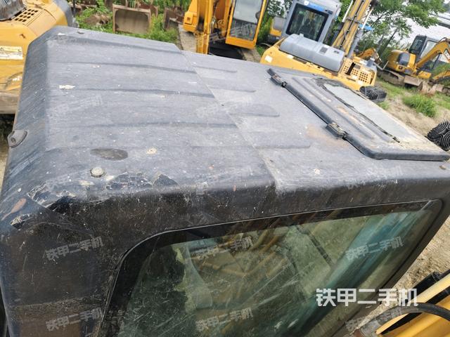 驾驶室顶部俯视（上车部件）