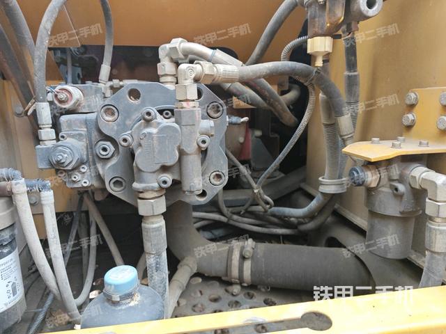 液压泵斜45 左(大件舱室) 液压泵斜45 左(大件舱室)