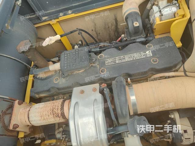 发动机整体俯视(整机外观) 发动机整体俯视(整机外观)