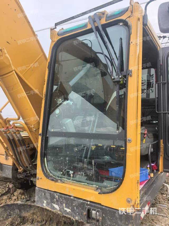 山東臨工E6210FHD挖掘機(jī)