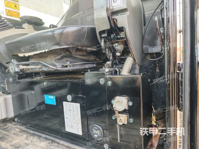 小时表(驾驶室部分) 小时表(驾驶室部分)