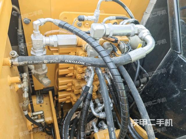 分配阀(上车部件) 分配阀(上车部件)