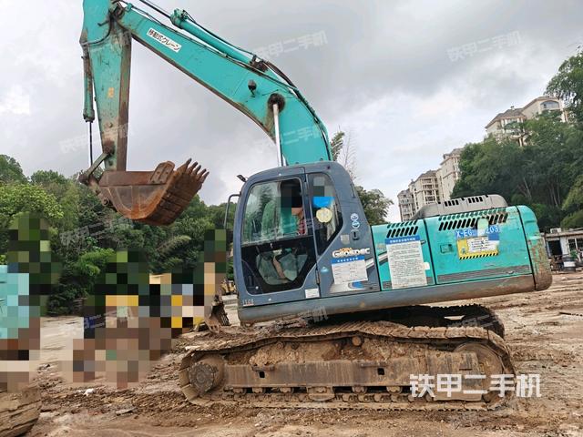 神鋼SK200-YN12挖掘機(jī)