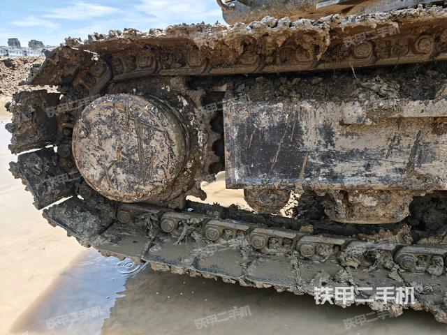左導(dǎo)向輪(行走機構(gòu)) 左導(dǎo)向輪(行走機構(gòu))