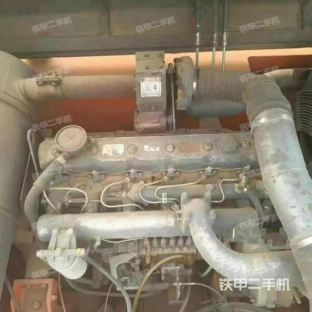 发动机整体俯视(整机外观) 发动机整体俯视(整机外观)