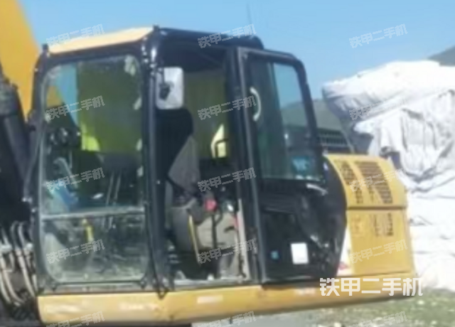 驾驶室整体（整机外观）