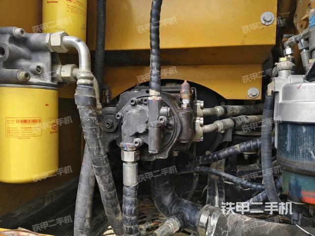 液压泵斜45 左（大件舱室）