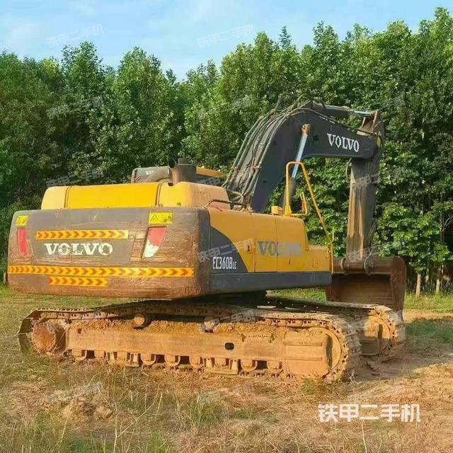 整机右后45°(整机外观) 整机右后45°(整机外观)