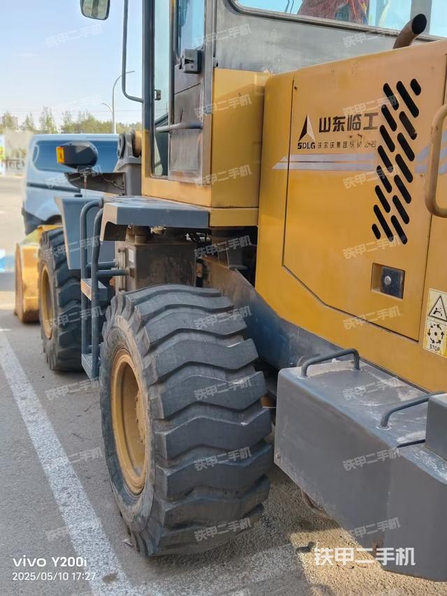 工作装置整体（整机外观及大件）