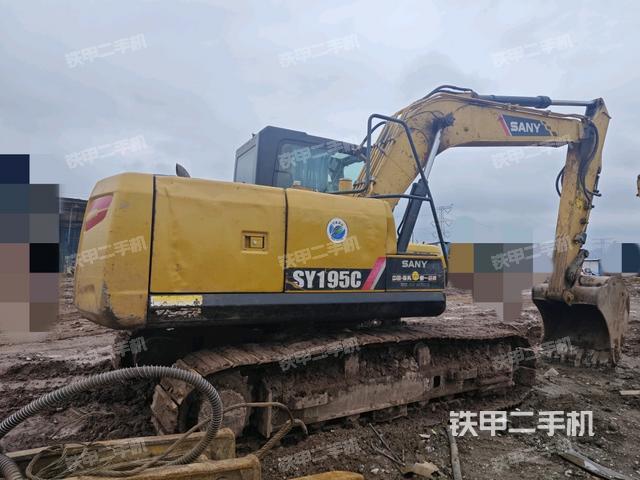 右后45(整機(jī)外觀) 右后45(整機(jī)外觀)