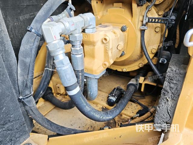 电瓶(大件舱室) 电瓶(大件舱室)