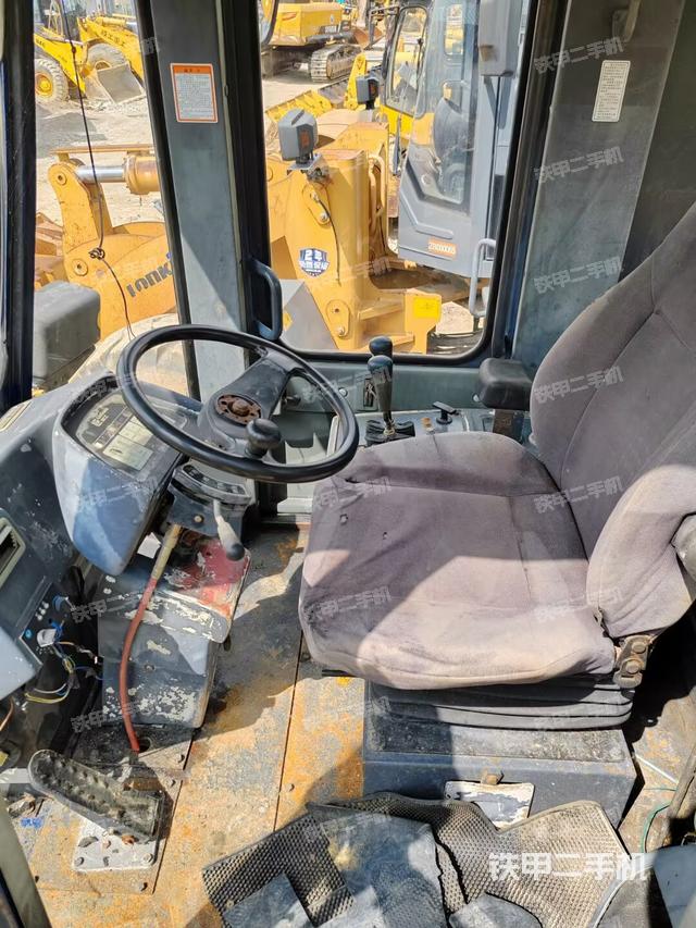 驾驶室工作台（整机外观及大件）