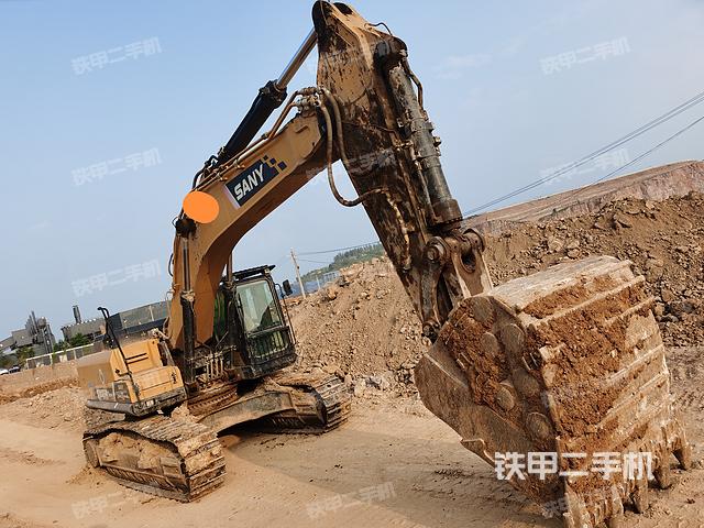 整機(jī)右后45°(整機(jī)外觀) 整機(jī)右后45°(整機(jī)外觀)