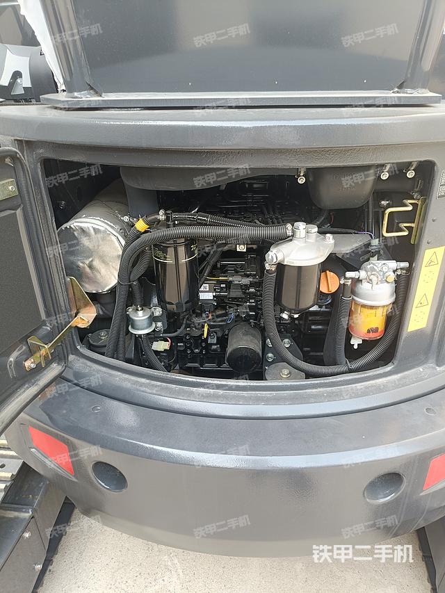 发动机整体俯视（整机外观）