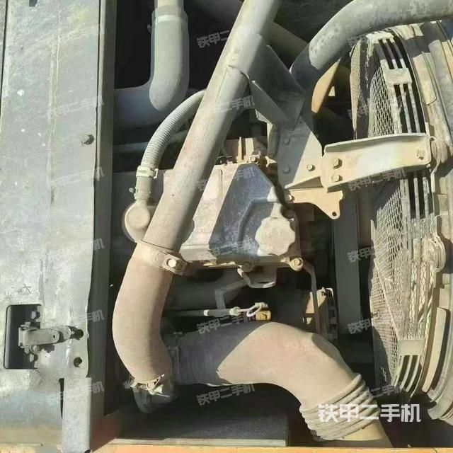 發(fā)動(dòng)機(jī)整體俯視(整機(jī)外觀) 發(fā)動(dòng)機(jī)整體俯視(整機(jī)外觀)