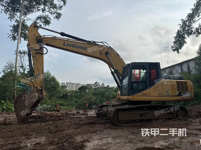 柳工CLG920E挖掘機(jī)