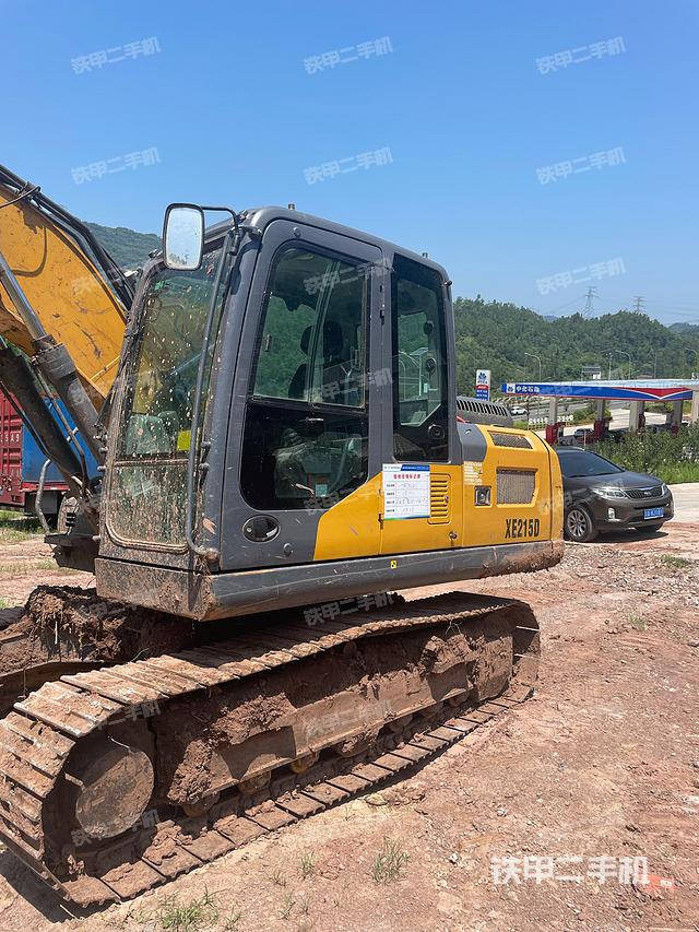 驾驶室整体（整机外观）