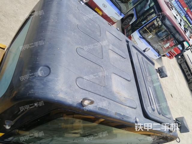 駕駛室頂部俯視(上車部件) 駕駛室頂部俯視(上車部件)