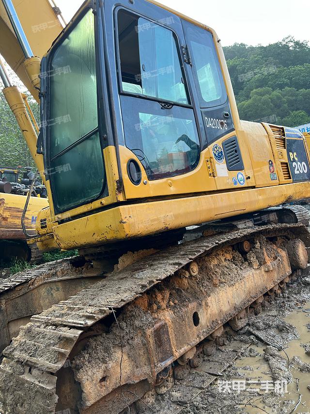 驾驶室整体（整机外观）