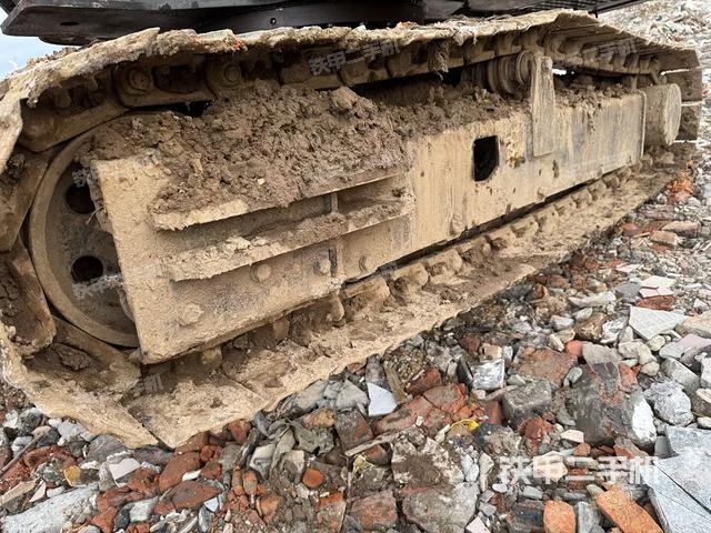 单侧履带整体（整机外观）