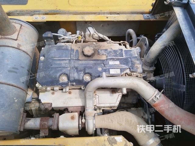 發(fā)動機室(上車部件) 發(fā)動機室(上車部件)