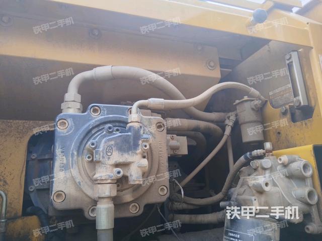 液壓泵斜45?左(大件艙室) 液壓泵斜45?左(大件艙室)