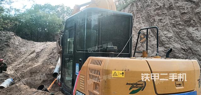 驾驶室整体（整机外观）